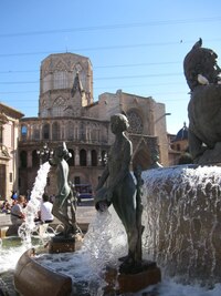 u fontány Fuente de Turia