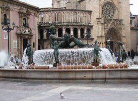 Fontána Fuente de Turia s alegorií řeky