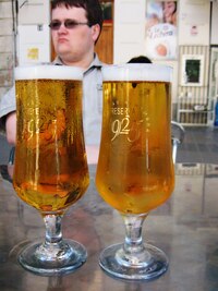 Jenže my jsme si lstivě objednali pivko