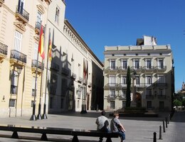 Odpočíváme a kocháme se pohledem na okolní krásy -,