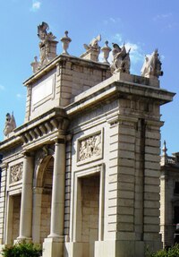 Brána Porte de la Mar