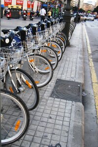 Kde jsou všichni, co tu nechali kola?