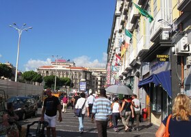 a za chvíli už jsme stáli na Piazza Garibaldi