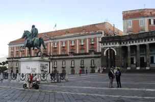Na náměstí Piazza del Plebiscito