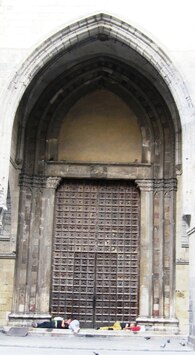 a kdo je znaven, nenuceně zde zalehne