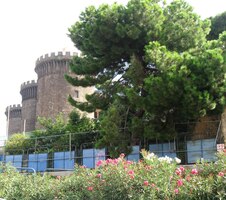 sestupujeme pomalu k moři