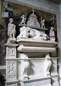 Jsou zde i cenné renesanční náhrobky