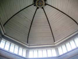 s klenbou v nejvyšší věži