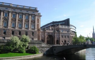 a takto vypadá zezadu od vodního kanálu