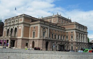 Stojí tu i Královská opera