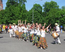 Karibanky nastupují!