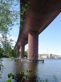 fotografované z mezimostí