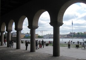 Přes antizující ambity je zvláště půvabný