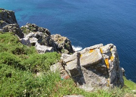 a útasy pod námi byly stále strmější