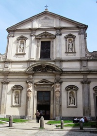 ale až v 18. století definitivně přestavěn