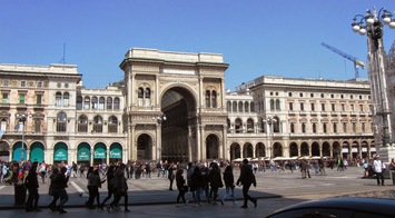 k pasáži Galleria Vittorio Emmanuele II