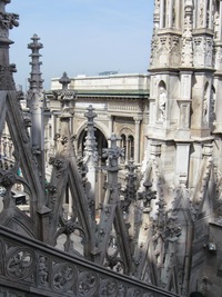 Ještě pár kroků lesem věžiček