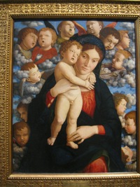 Visí tu tato skvostnáé madona,