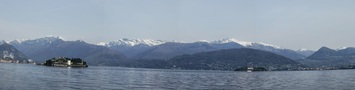 Ranní panorama Lago Maggiore