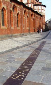 Zde je to bílé na černém