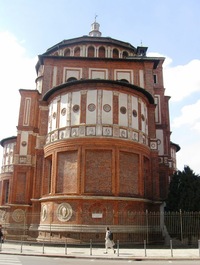 Tento chrám působí naopak poeticky