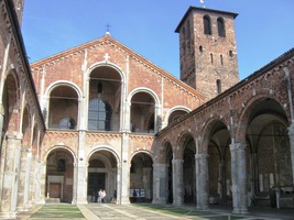 s atriem z téže doby