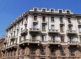 a řadu městských paláců