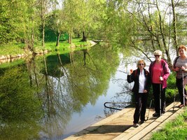 Další den míříme na západ