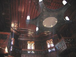 s krásným dobovým vnitřkem