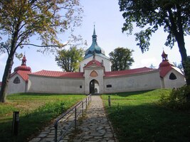 až k poutnímu kostelu sv. Jana Nepomuckého na Zelené hoře,