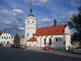 Horšovský Týn - náměstí s kostelem