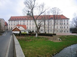 Opatství je sídlem řeholnic cisterciáckého řádu