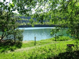 Udělali tu dokonce písečnou pláž