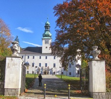 Ne vždy bylo u zámku tak pěkné počasí,