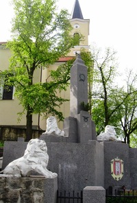 Je tu i pomník sestřeleným letcům