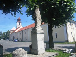 Trhanov - zámek s klášterem a kostelem