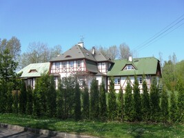 Tohle jsou bývalé Staré lázně