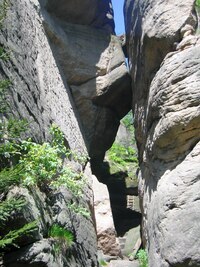 a nabízejí pitoreskní průchody