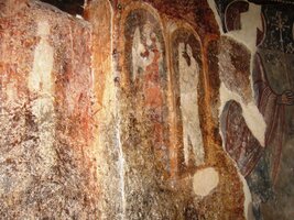 tedy celé tisíciletí staré