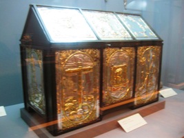 a prohlédne si jeho museum