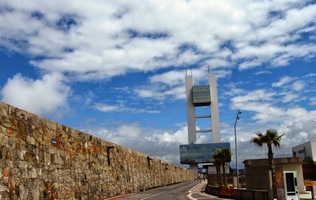 a tady se kontroluje náklad lodí