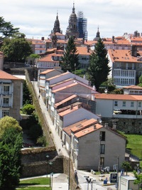a obdivuji odsud pohled na město