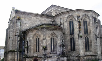 úplně jiný než zezadu