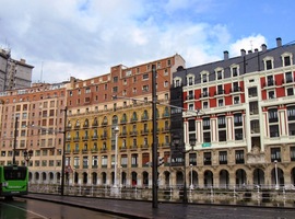 Pak už vysvitlo nad Bilbaem slunce