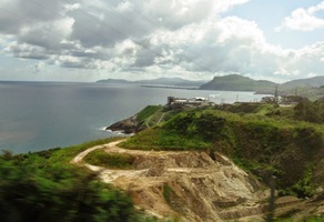 a odtud vyrazili autobusem