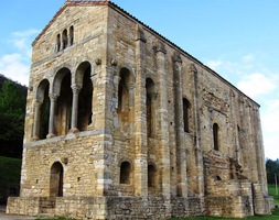 kostelíku Santa Maria del Naranco,
