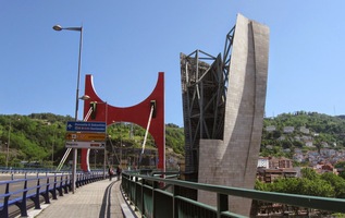 Z vedlejšího supermoderního mostu