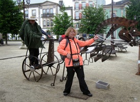 Eva tu tropí hlouposti