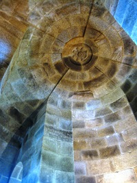 stavba z 12.století