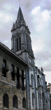 ÚT 13.5. - Začalo to pod katedrálou Santiago,